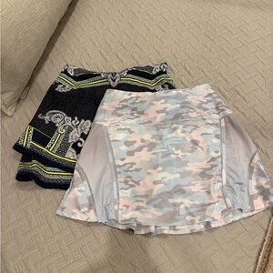 2 Lucky in Love Pastel Camo & Navy Printed Skirts Sz small